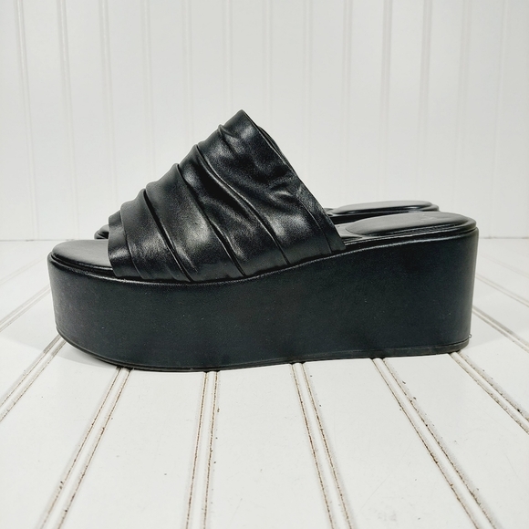Marc Fisher Herald Black Leather Slip On Platform Wedge Sandals i815 - Picture 1 of 11